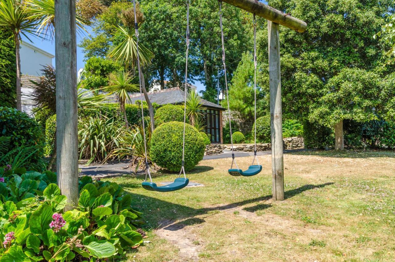 Luxury Victorian School With Views Of Harbour Villa Fowey Eksteriør billede